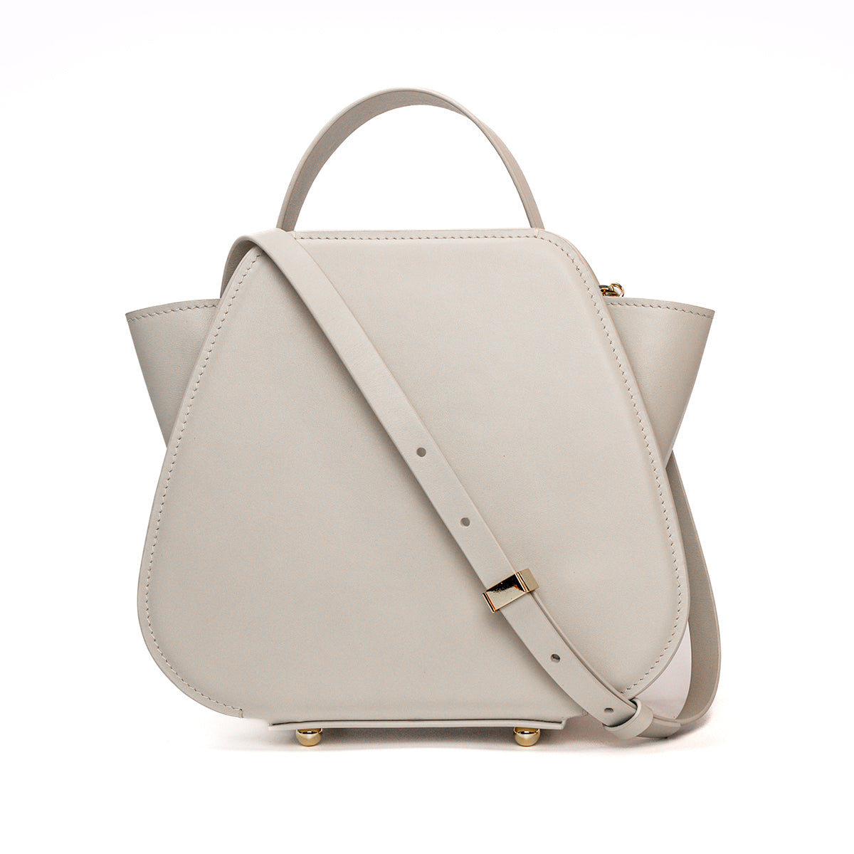 Instance 5_012 | Dove White